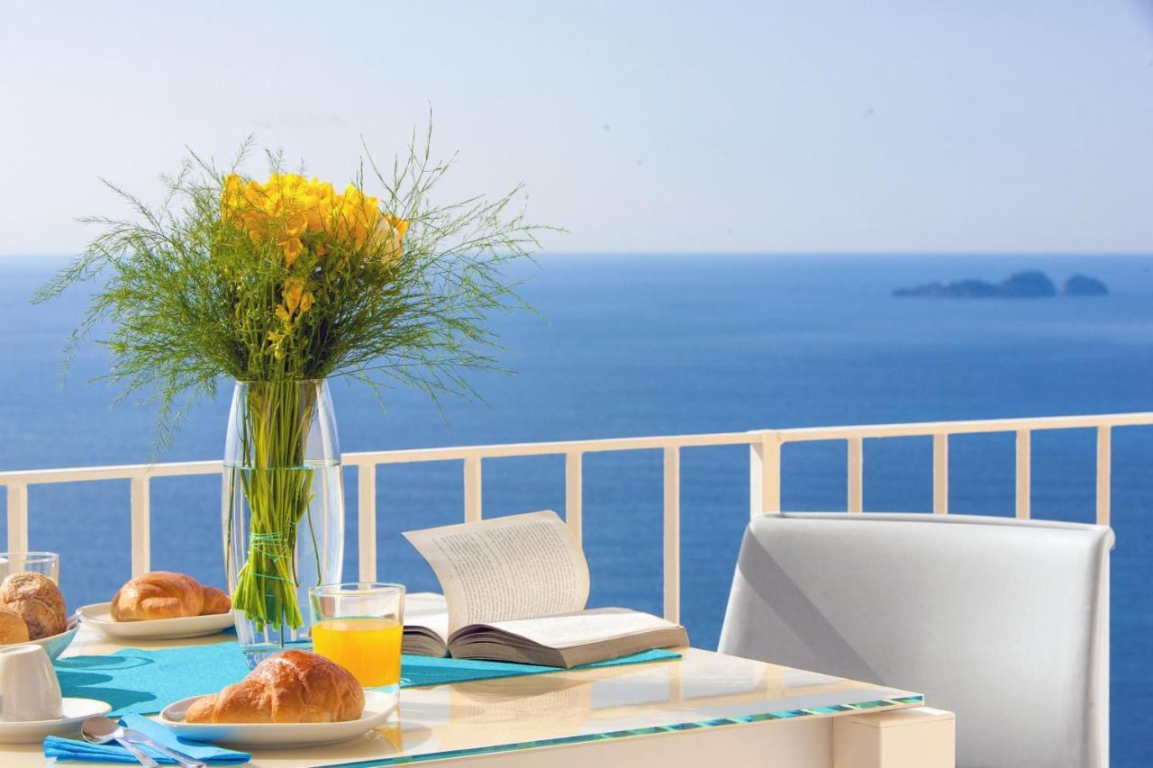 Amore Rentals - Villa Anna Positano Bagian luar foto