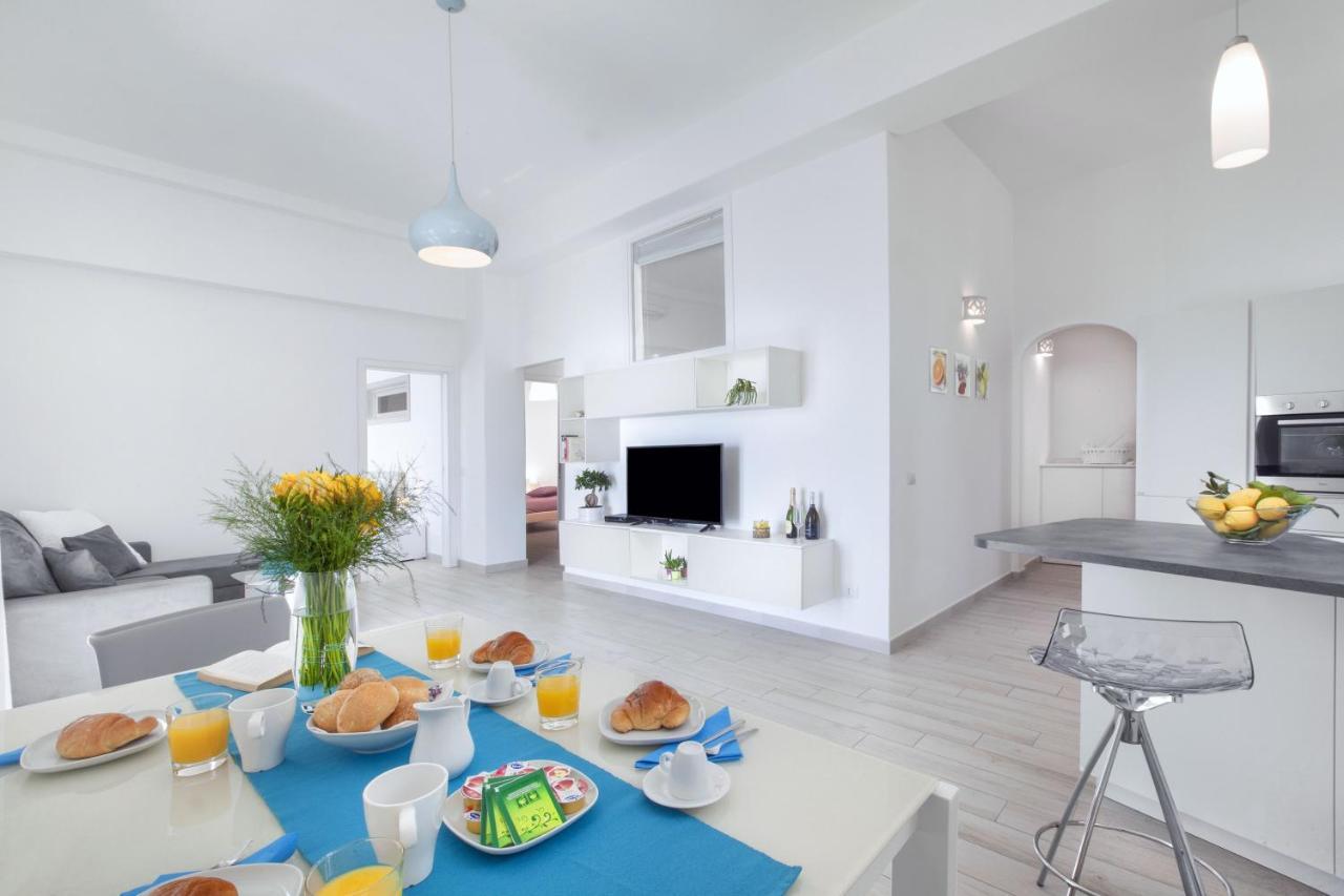 Amore Rentals - Villa Anna Positano Bagian luar foto